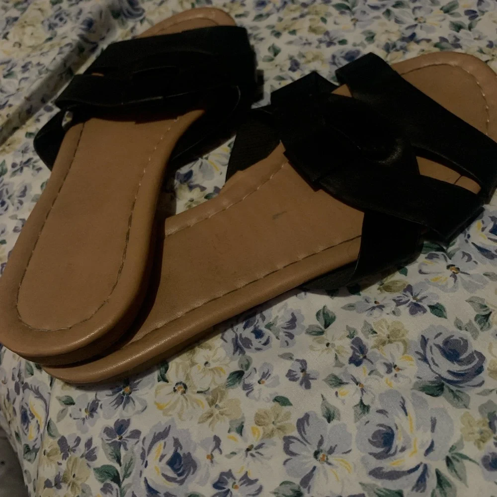 Black Slide Sandals for Women - Casual Comfort